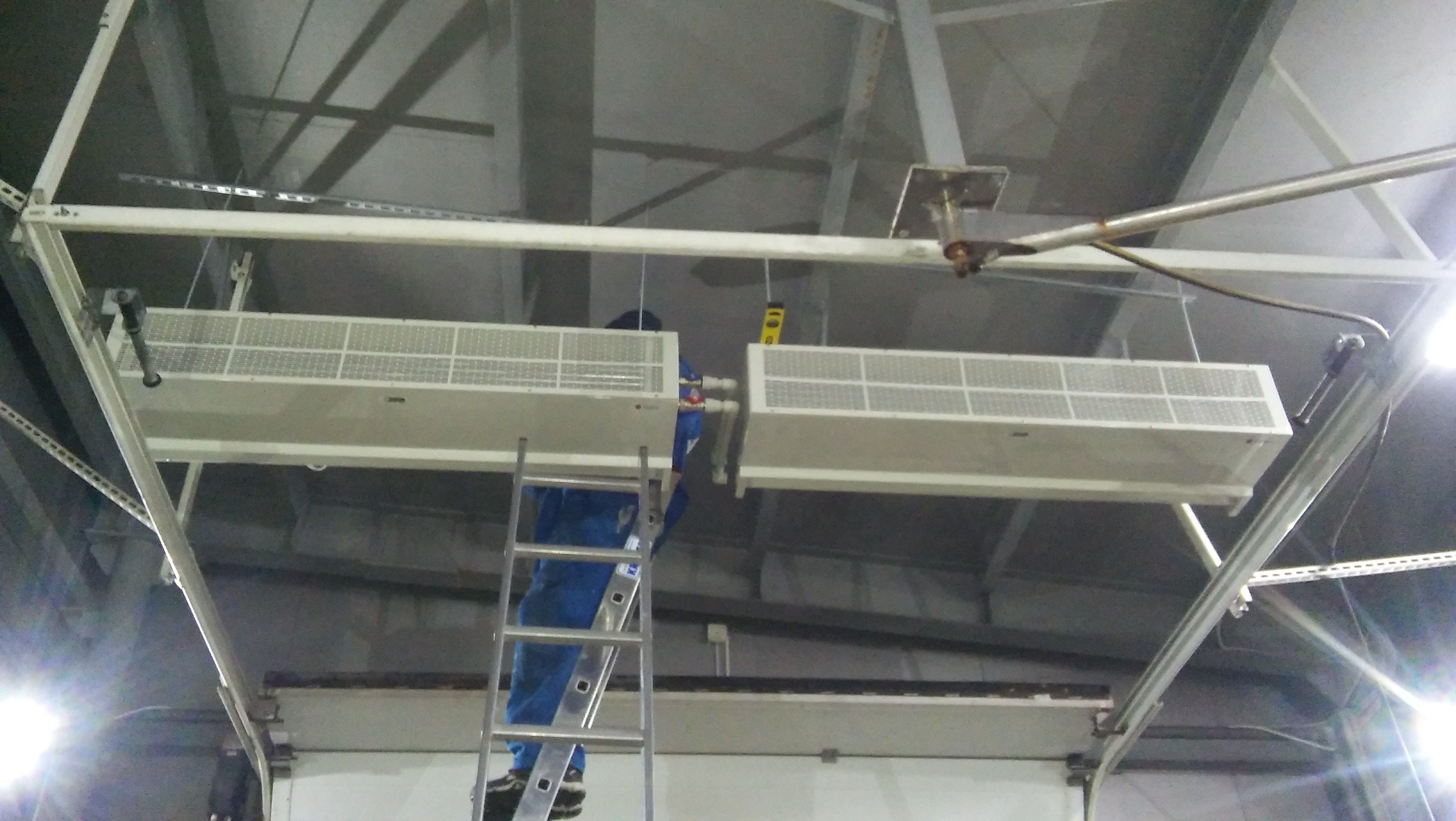 Обслуговування теплових завіс Обслуговування теплових завіс