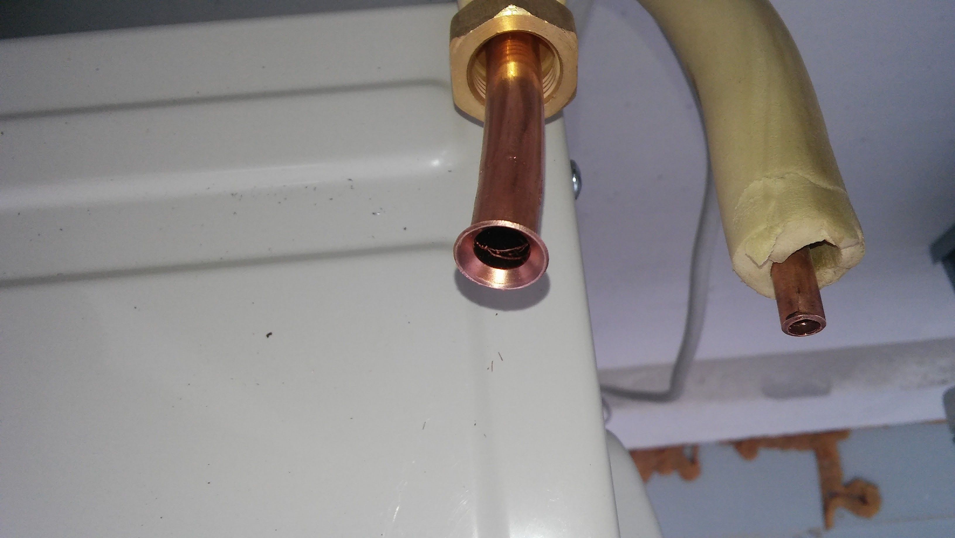 фото монтажа трассы для кондиционера фото монтажа трассы для кондиционера